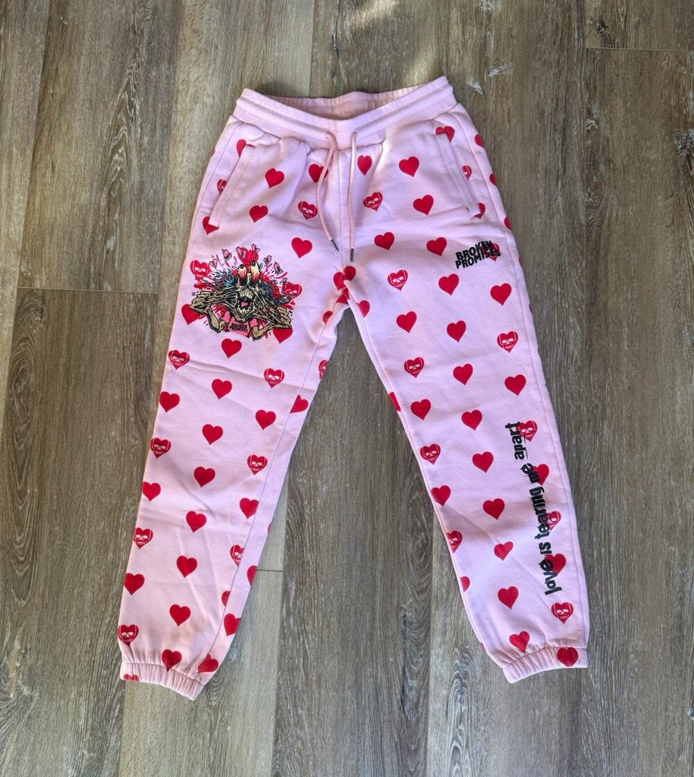Broken Promises Women's Pink/Red Heart Print Fleece Jogger Pants M Pockets
